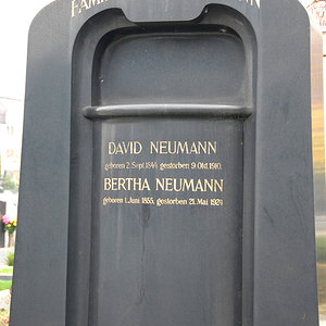 Neumann Bertha