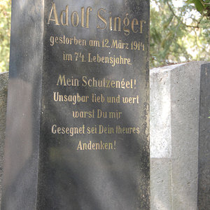 Singer Adolf