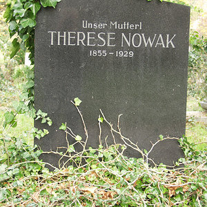 Nowak Therese Sarah