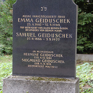 Geiduschek Emma