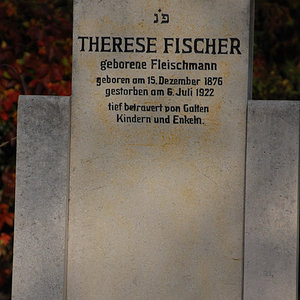 Fischer Therese