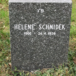Schmidek Helene
