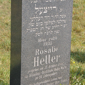 Heller Rosalie