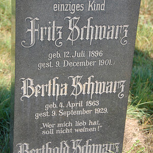Schwarz Bertha
