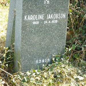 Jakobson Karoline