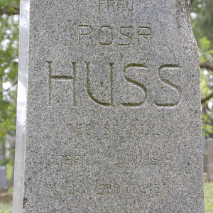 Huss Rosa