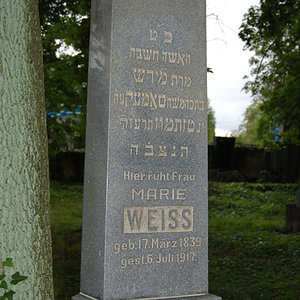 Weiss Marie