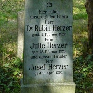 Herzer Rubin Dr.