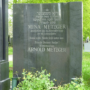 Metzger Hermine Mina