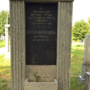 Rottenberg Gusta