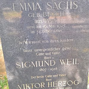 Sachs Emma
