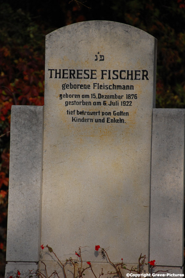 Fischer Therese