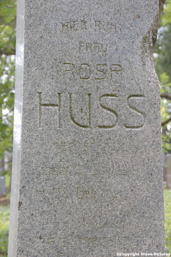 Huss Rosa