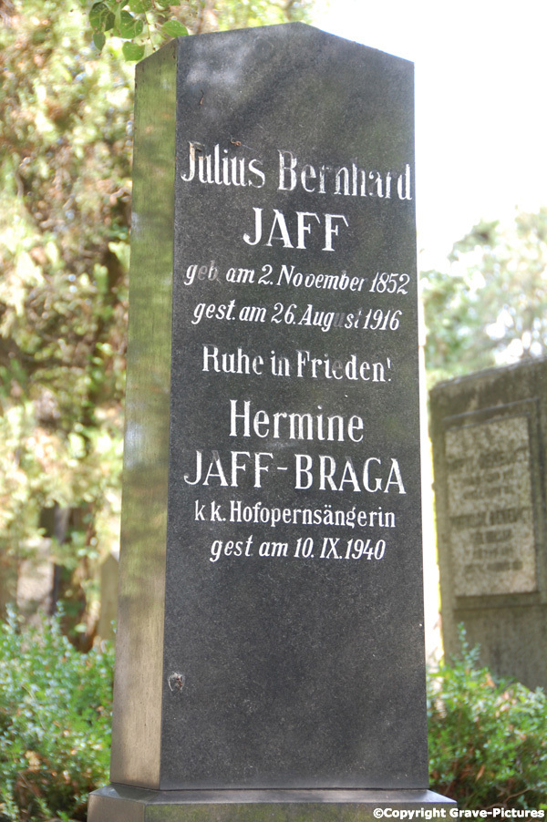 Jaff Julius Bernhard