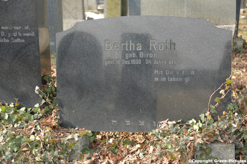 Roth Bertha