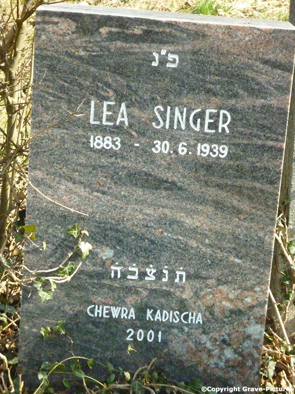 Singer Lea Sara
