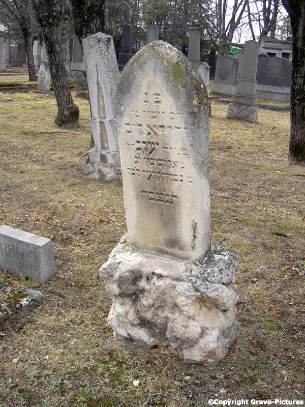 Tombstone Hebrew 55