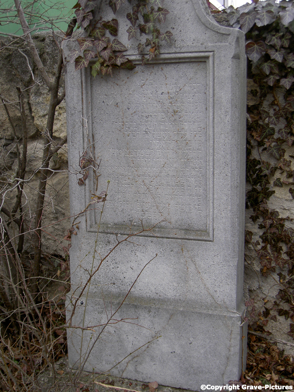 Tombstone Hebrew 72