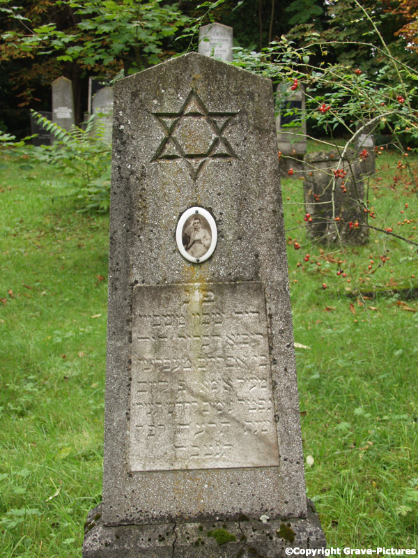 Tombstone Hebrew 9