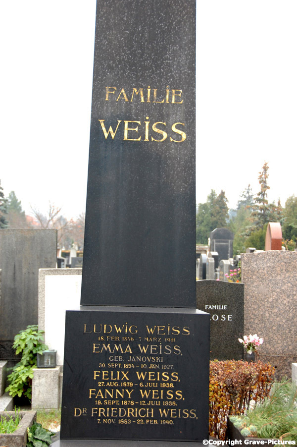 Weiss Emma