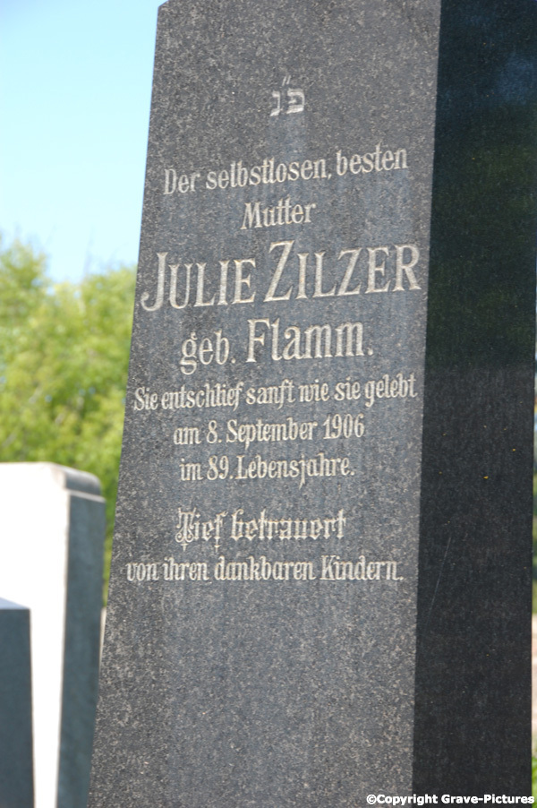 Zilzer Julie